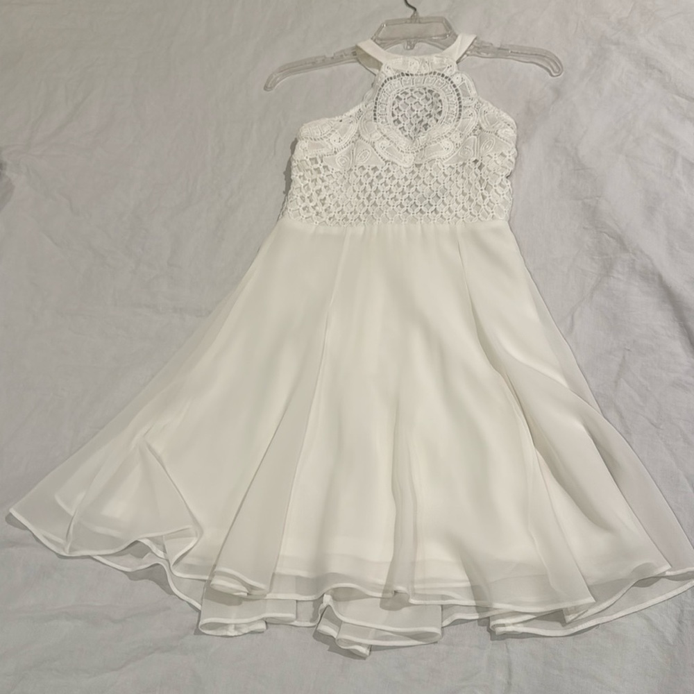 White Lulu’s Mini Dress